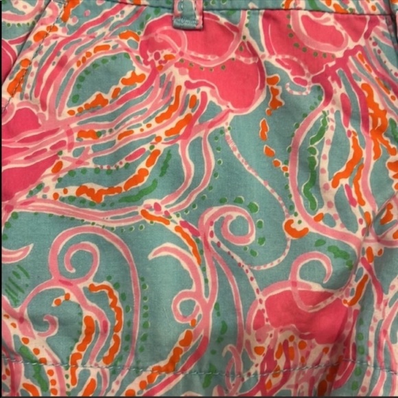 Lilly Pulitzer Walsh Shorts - Picture 2 of 5